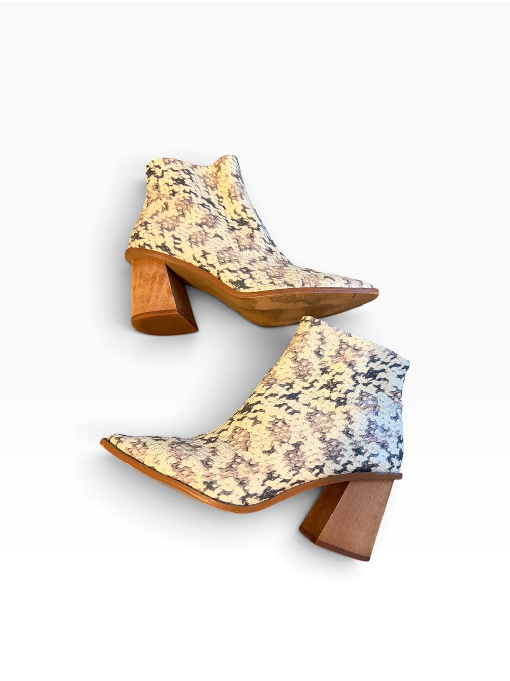 Snake Print Ankle Boots Y2K Pointed Toe Chunky Block Heel Western Style Size 7.5